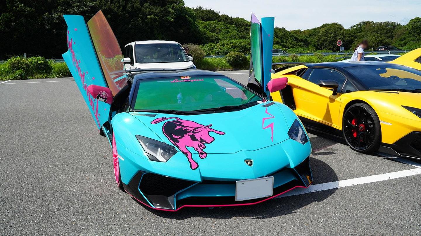 秋の全国交通安全運動 スーパーカー展示会