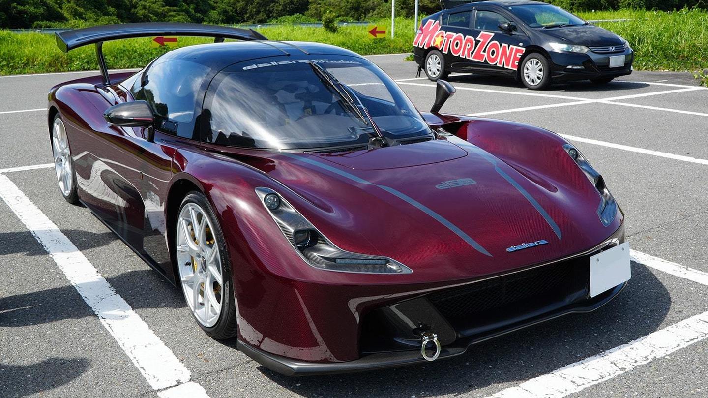 秋の全国交通安全運動 スーパーカー展示会