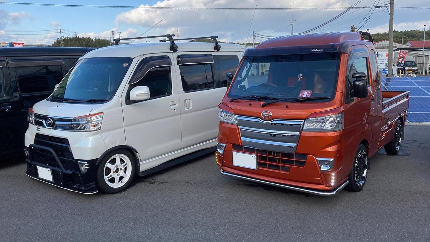 ガレージマルシェ